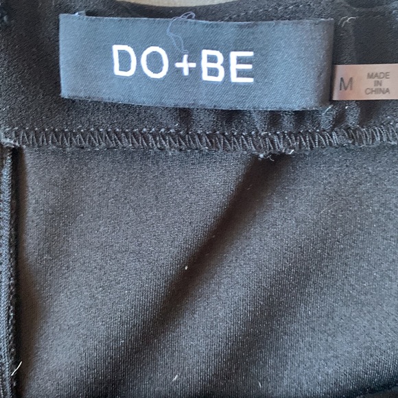 DO + BE off the shoulder dress - Picture 4 of 5